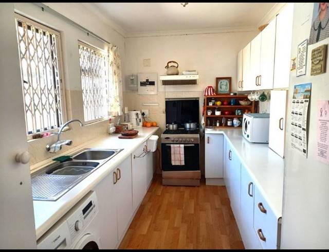 3 BEDROOM HOUSE FOR SALE IN FISH HOEK